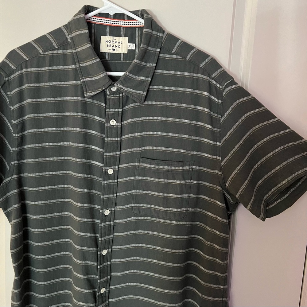 The Normal Brand mens short sleeve striped button down shirt | size Extra Large - Picture 5 of 11